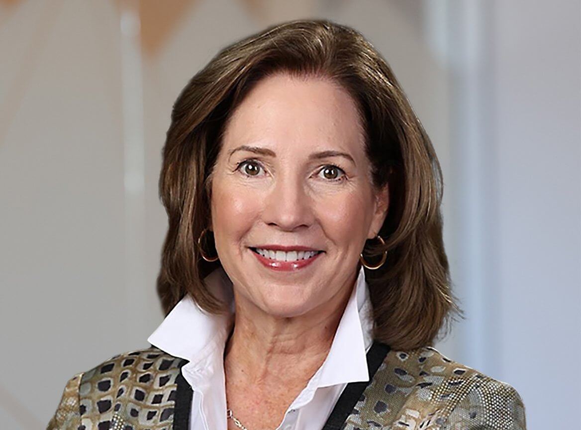 Lynne Doughtie